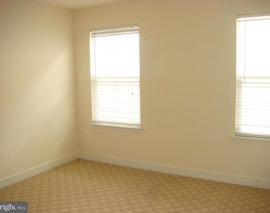 3858 Braveheart Drive - Photo Thumbnail 3