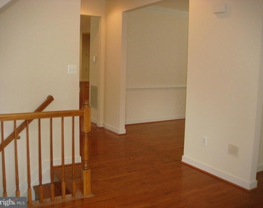3858 Braveheart Drive - Photo Thumbnail 2