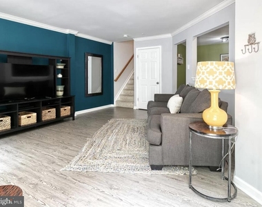 4214 Maple Path Circle - Photo Thumbnail 3