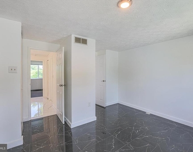 9 Stillwood Circle - Photo Thumbnail 34