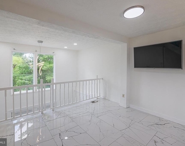 9 Stillwood Circle - Photo Thumbnail 9