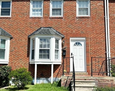 8318 Loch Raven Boulevard - Photo Thumbnail 13
