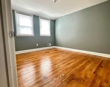 8318 Loch Raven Boulevard - Photo Thumbnail 14