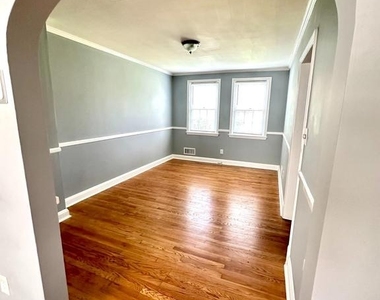 8318 Loch Raven Boulevard - Photo Thumbnail 7