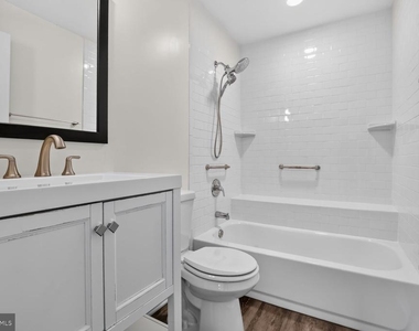 6929 Clearwind Court - Photo Thumbnail 12