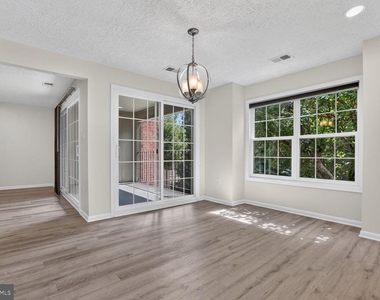 6929 Clearwind Court - Photo Thumbnail 4