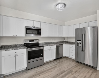 6929 Clearwind Court - Photo Thumbnail 6