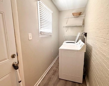 306 Penn Street - Photo Thumbnail 8