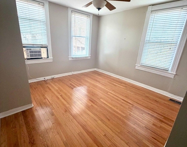 306 Penn Street - Photo Thumbnail 13