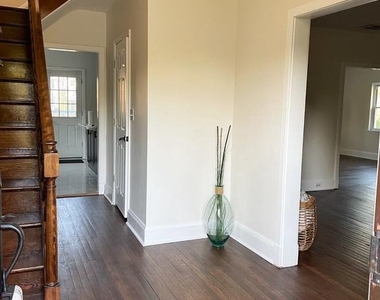 6305 E Fordham Drive - Photo Thumbnail 2