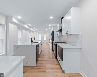 530 E 38th Street - Photo Thumbnail 14