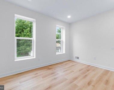 530 E 38th Street - Photo Thumbnail 19