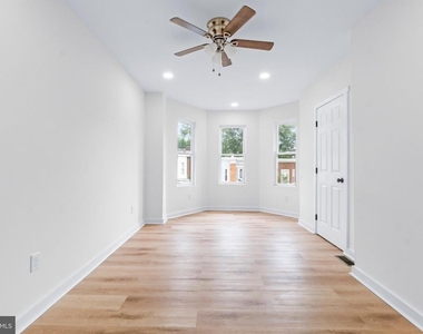530 E 38th Street - Photo Thumbnail 24