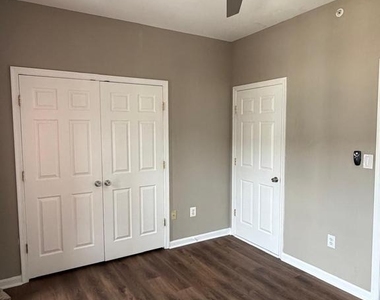 8307 Green Grass Road - Photo Thumbnail 12