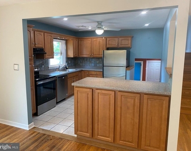 2721 Burnley Road - Photo Thumbnail 3
