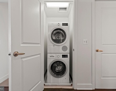 2125 14th Street Nw - Photo Thumbnail 17