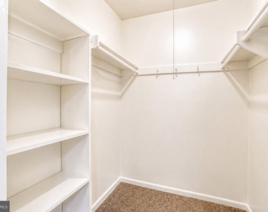 4921 Quarles Street Ne - Photo Thumbnail 11