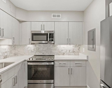3401 38th Street Nw - Photo Thumbnail 1