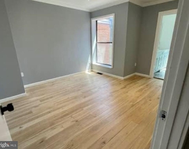 2433 18th Street Ne - Photo Thumbnail 14