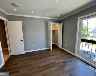 2433 18th Street Ne - Photo Thumbnail 19