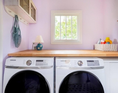 3309 Spector Street - Photo Thumbnail 7