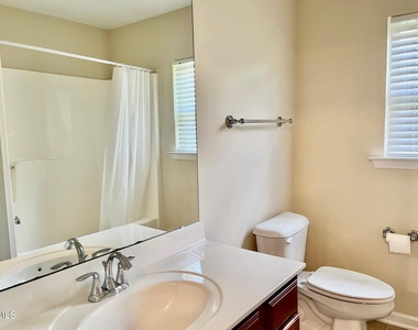 525 Sandy Whispers Place - Photo Thumbnail 15