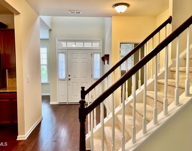 525 Sandy Whispers Place - Photo Thumbnail 2