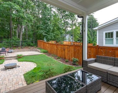 801 Carolina Avenue - Photo Thumbnail 12