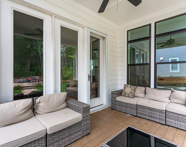801 Carolina Avenue - Photo Thumbnail 13