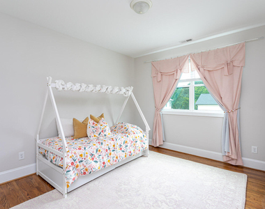 801 Carolina Avenue - Photo Thumbnail 20