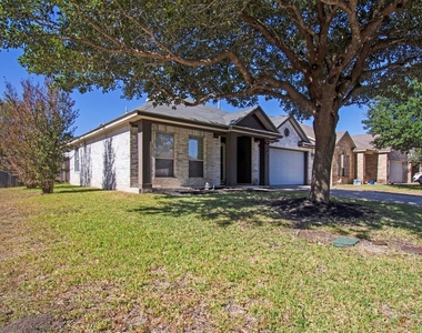 3300 Winding Shore Ln - Photo Thumbnail 2