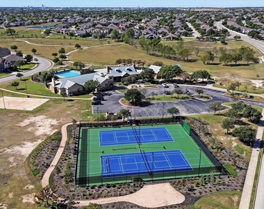3300 Winding Shore Ln - Photo Thumbnail 37