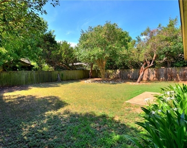 802 Primrose Ln - Photo Thumbnail 26