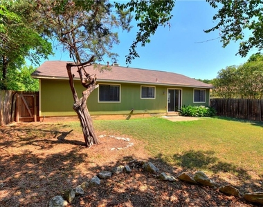 802 Primrose Ln - Photo Thumbnail 23
