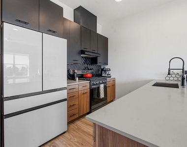 4510 Terry O Ln - Photo Thumbnail 6