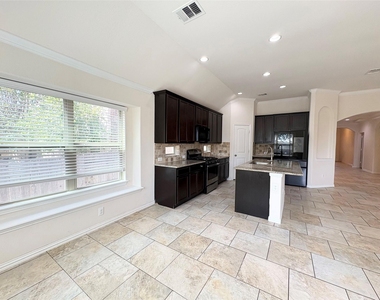 17801 Turning Stream Ln - Photo Thumbnail 10