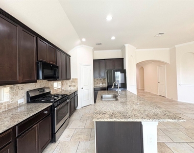 17801 Turning Stream Ln - Photo Thumbnail 11