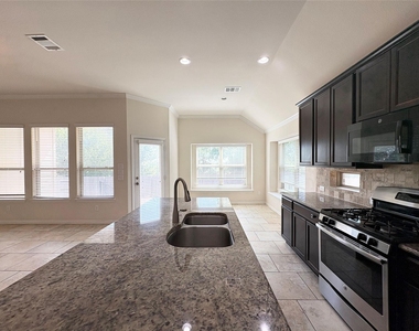 17801 Turning Stream Ln - Photo Thumbnail 8