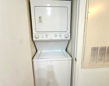 2801 Rio Grande St - Photo Thumbnail 15