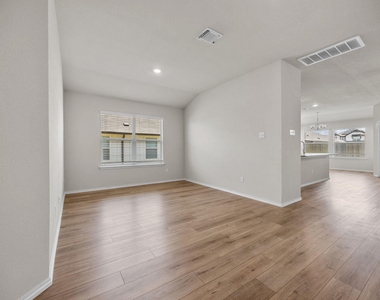 144 Onna St - Photo Thumbnail 15