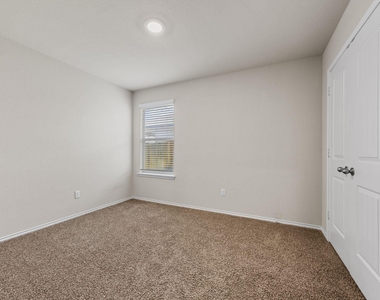 144 Onna St - Photo Thumbnail 13