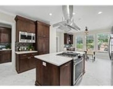 8504 Sweetness Ln - Photo Thumbnail 15