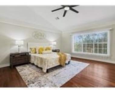 8504 Sweetness Ln - Photo Thumbnail 18