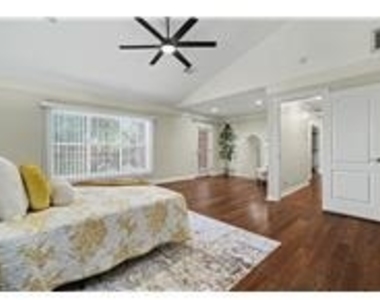 8504 Sweetness Ln - Photo Thumbnail 19
