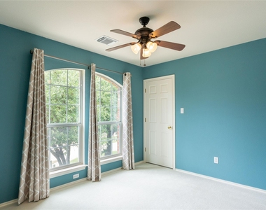 1106 Camden Cv - Photo Thumbnail 17