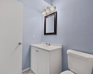 2450 Wickersham Ln - Photo Thumbnail 34