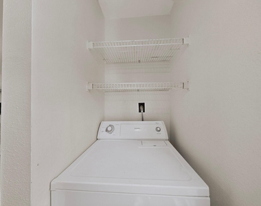 2450 Wickersham Ln - Photo Thumbnail 36