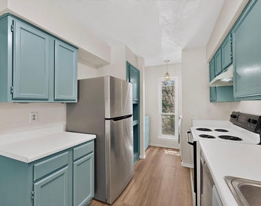 2450 Wickersham Ln - Photo Thumbnail 16