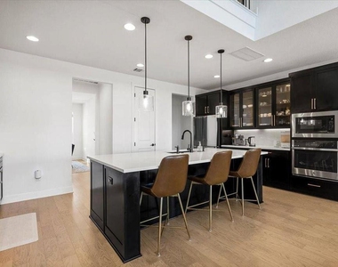 1224 Umblachery St - Photo Thumbnail 12