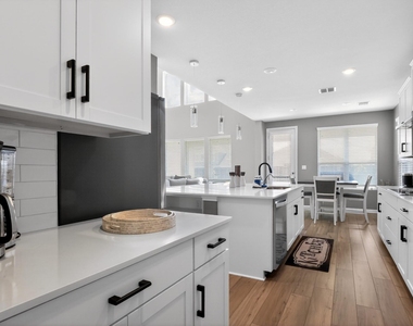 114 Bosco Rd - Photo Thumbnail 7